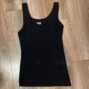 Women’s black athletic wear tank top